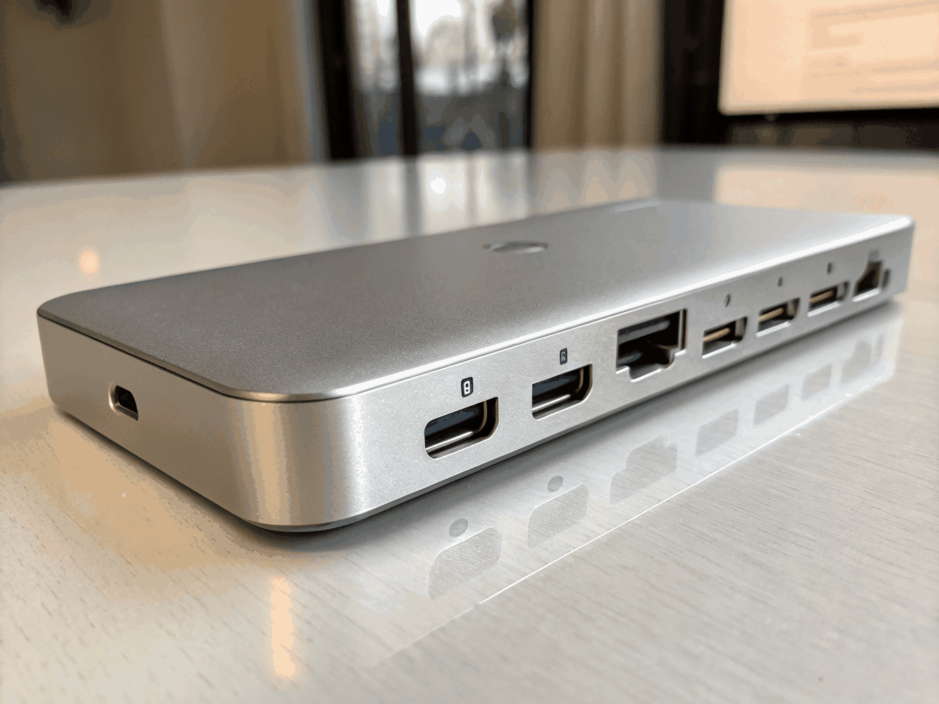 Thunderbolt 4 Enterprise Dock
